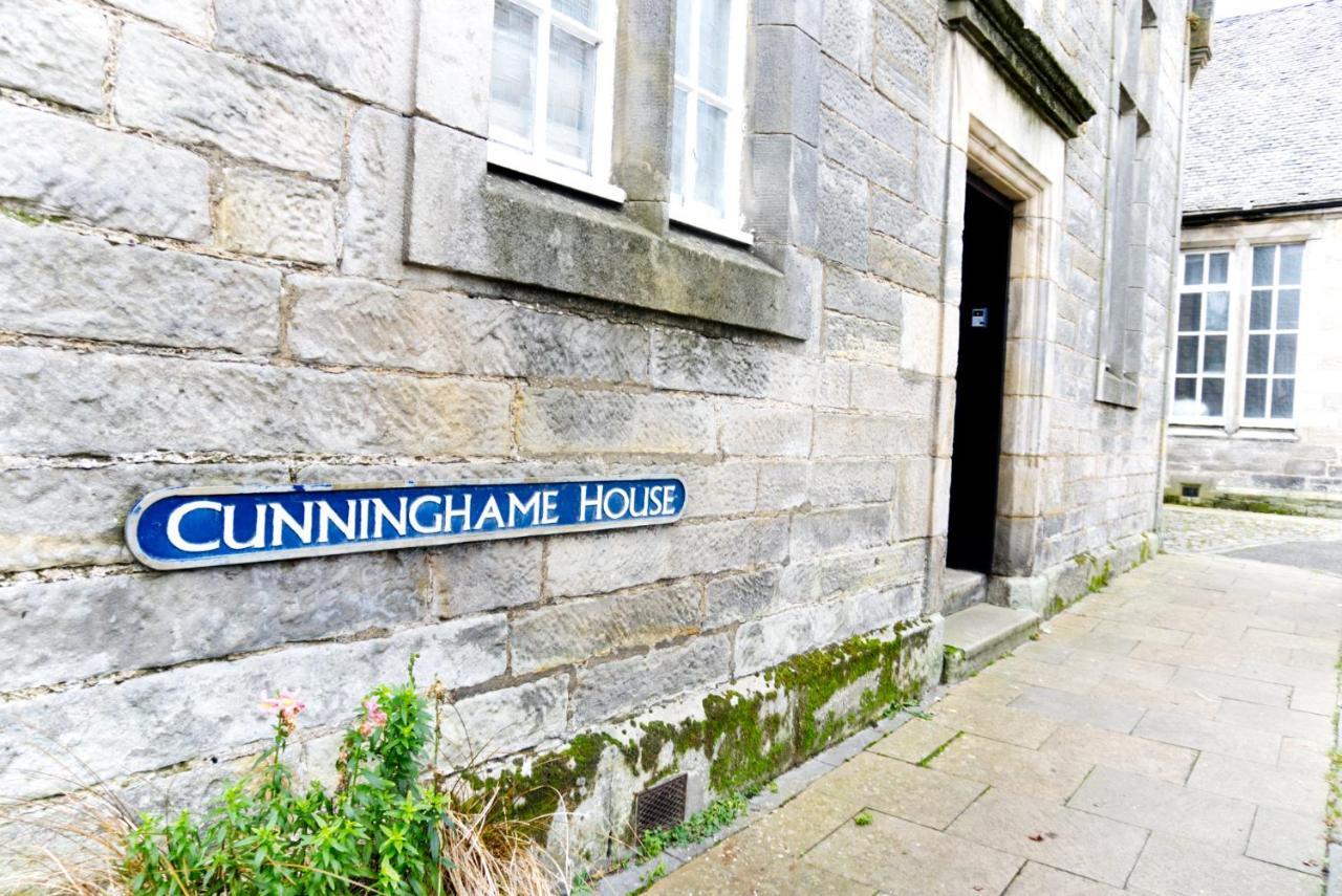Stunning & Unique Apt In Culross Bagian luar foto